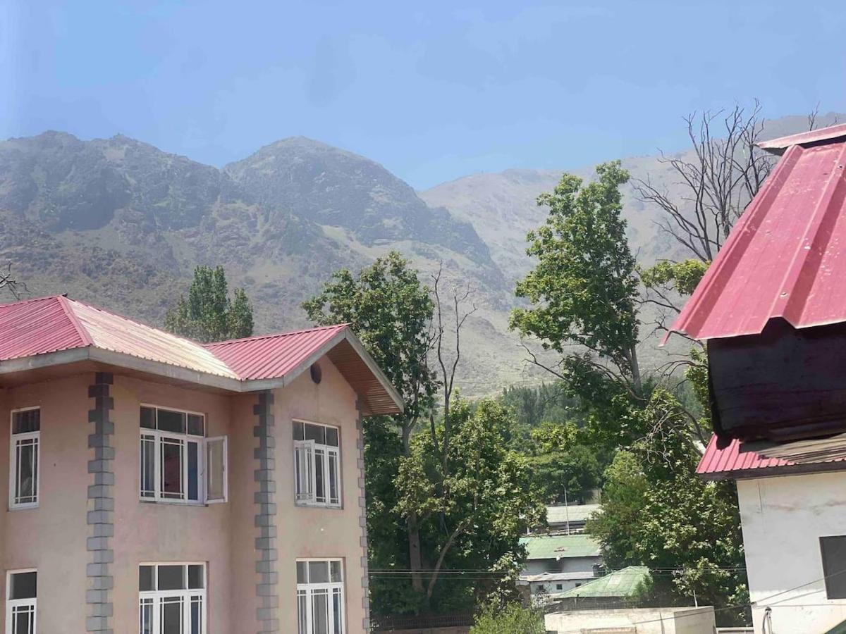 Penthouse Villa Srīnagar Dış mekan fotoğraf